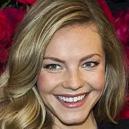 Eloise Mumford net worth