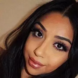 Anna Munoz net worth