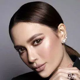 Arci Munoz net worth
