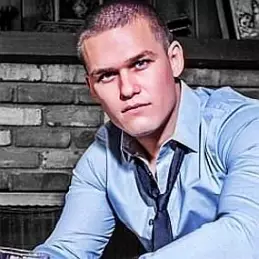 JR Munoz net worth