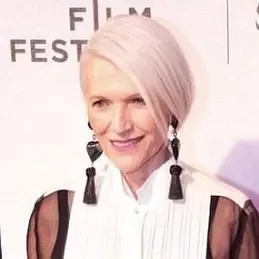 Maye Musk net worth