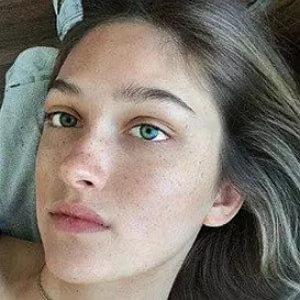 Geneva Natalia net worth