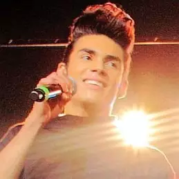 Alan Navarro net worth