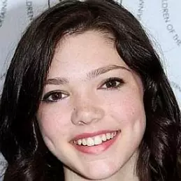 Alisha Newton net worth