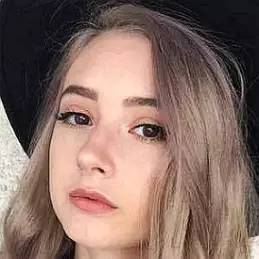 Alina Nicolae net worth