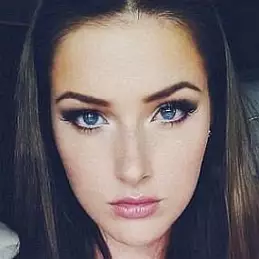 Deana Noop net worth