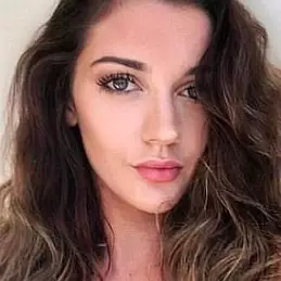 April Nottingham net worth