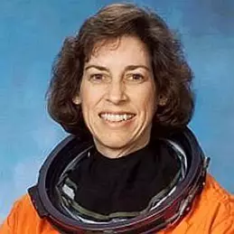 Ellen Ochoa net worth