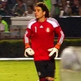 Guillermo Ochoa net worth