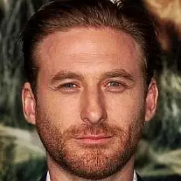 Dean O'Gorman net worth