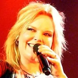 Anette Olzon net worth