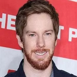 Chris Owen net worth