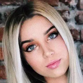 Agustina Padilla net worth