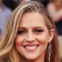 Teresa Palmer net worth
