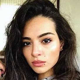 Melisa Asli Pamuk net worth