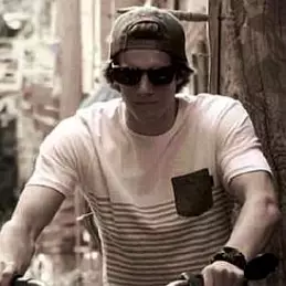 Maxence Parrot net worth