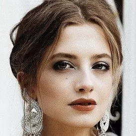 Zoe Pastelle net worth