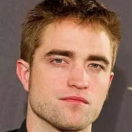 Robert Pattinson net worth
