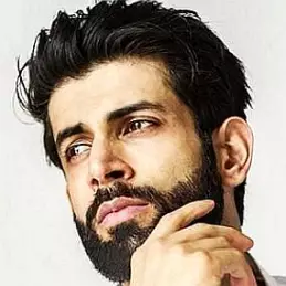 Namik Paul net worth
