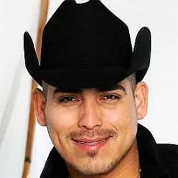 Espinoza Paz net worth