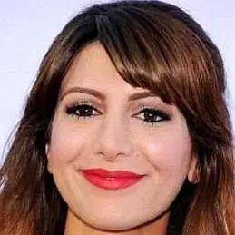 Nasim Pedrad net worth