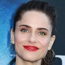 Amanda Peet net worth