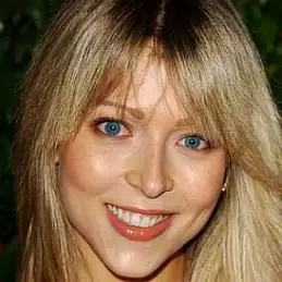 Ashley Peldon net worth