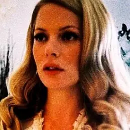 Melanie Peres net worth