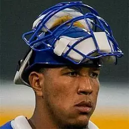 Salvador Perez net worth