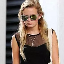 Ava Phillippe net worth