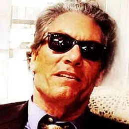 Chuck Phillips net worth