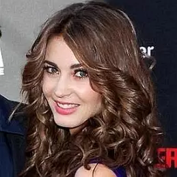 Tanit Phoenix net worth