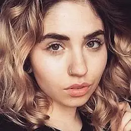 Julia Pierce net worth