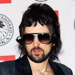 Sergio Pizzorno net worth