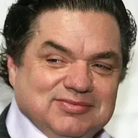 Oliver Platt net worth