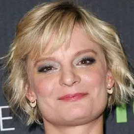 Martha Plimpton net worth