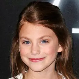 Abigail Pniowsky net worth