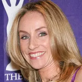 Tracy Pollan net worth