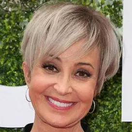 Annie Potts net worth