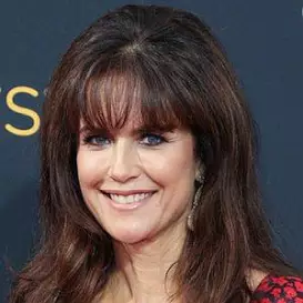 Kelly Preston net worth