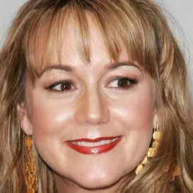 Megyn Price net worth