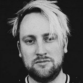 Alex Punch net worth