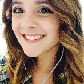 Loreine Queen net worth