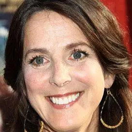 Martha Quinn net worth
