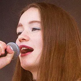 Sigrid Raabe net worth
