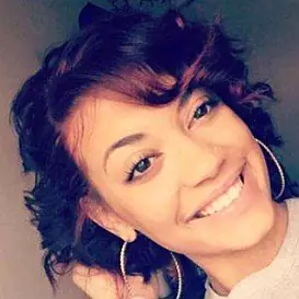 Alexis Raines net worth