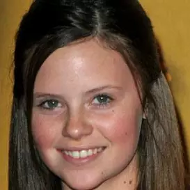 Sarah Ramos net worth