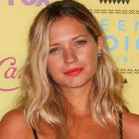 Vanessa Ray net worth