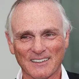 Joe Regalbuto net worth
