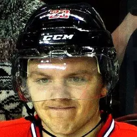 Sam Reinhart net worth